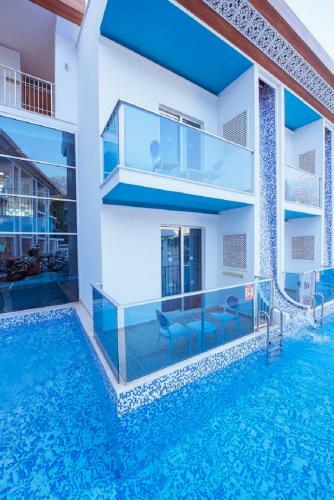 Ocean Blue High Class Hotel & Spa