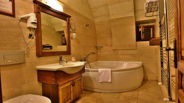 Posada Stone House Cave Hotel