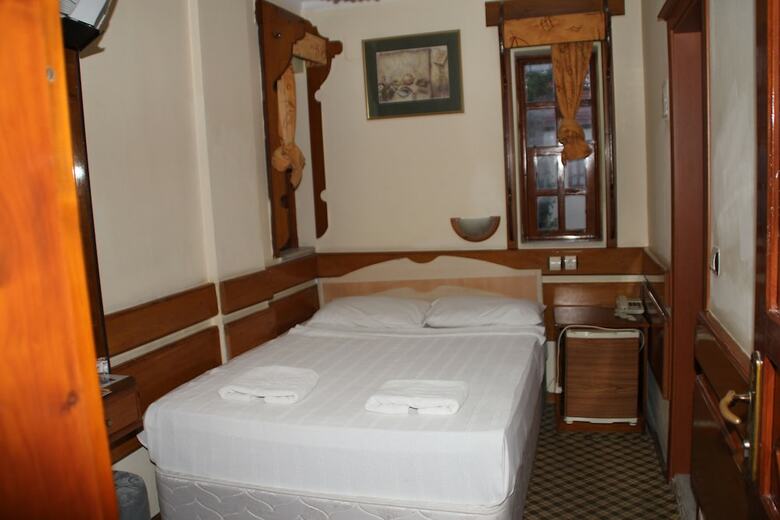 Hotel Karyatit Kaleici