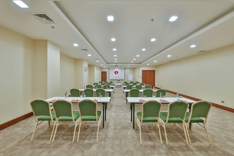 Hotel Ramada Istanbul Taksim