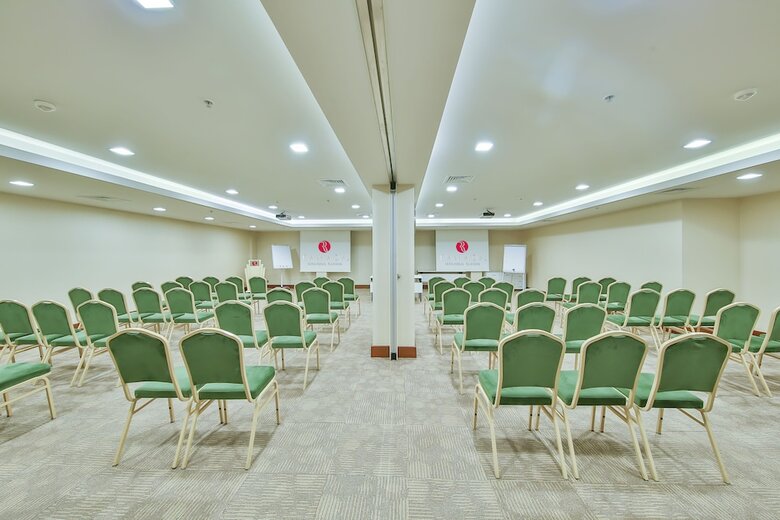 Hotel Ramada Istanbul Taksim