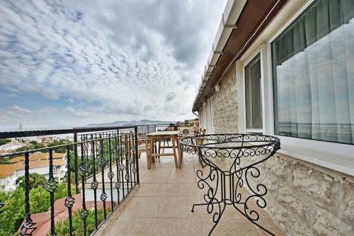 Buyukada Apart Hotel - Karadag