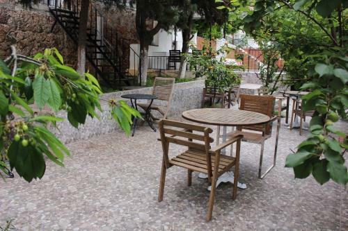 Buyukada Apart Hotel - Karadag