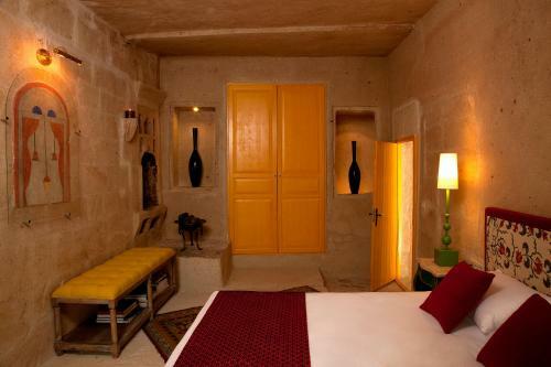 Hezen Cave Hotel