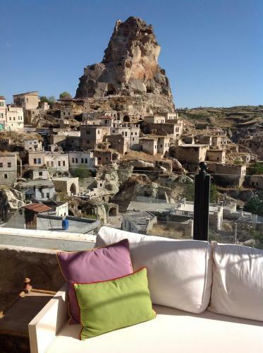 Hezen Cave Hotel