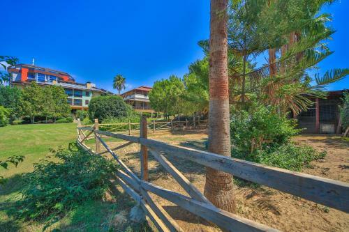 Lonicera Resort & Spa Hotel