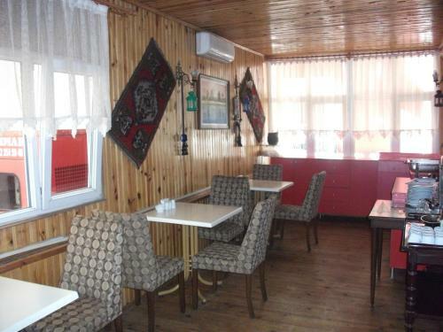 Tac Hotel