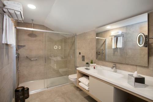 Yv Hotel