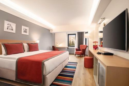 Yv Hotel