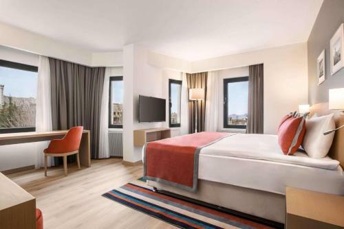 Yv Hotel