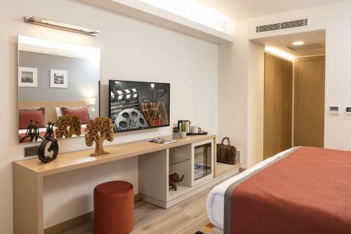 Yv Hotel