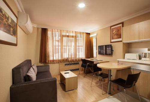 Gallery Hotel & Residence