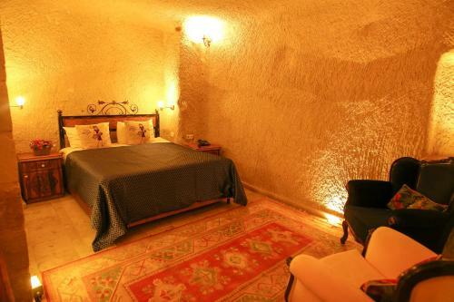 Bedrock Cave Hotel