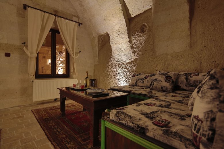 Hotel Mystic Cave House
