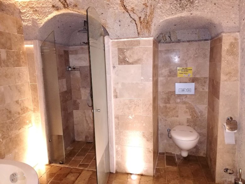 Hotel Mystic Cave House