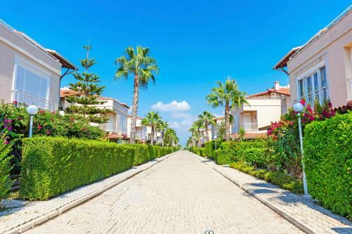 Paradise Town - Gordon Villa