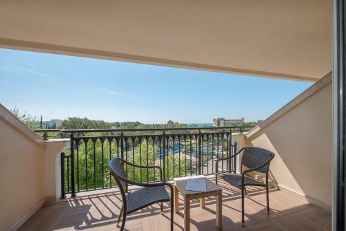 Hotel Crystal Sunset Luxury Resort & Spa