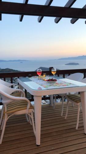 Grand Sea View Aparts