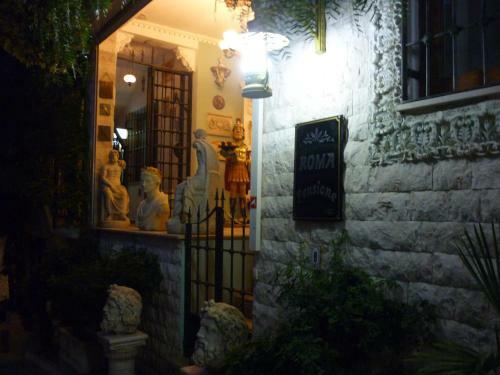 Hostal Pensione Roma
