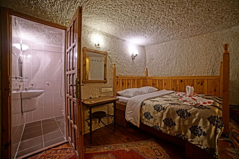 Posada Melek Cave Hotel