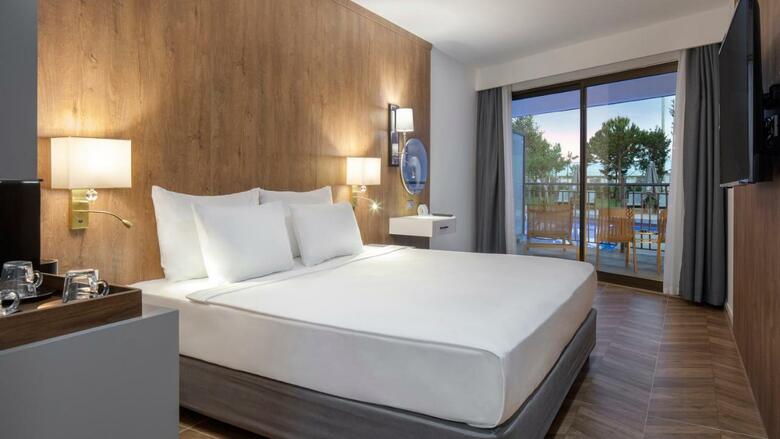 Kervansaray Lara Hotel