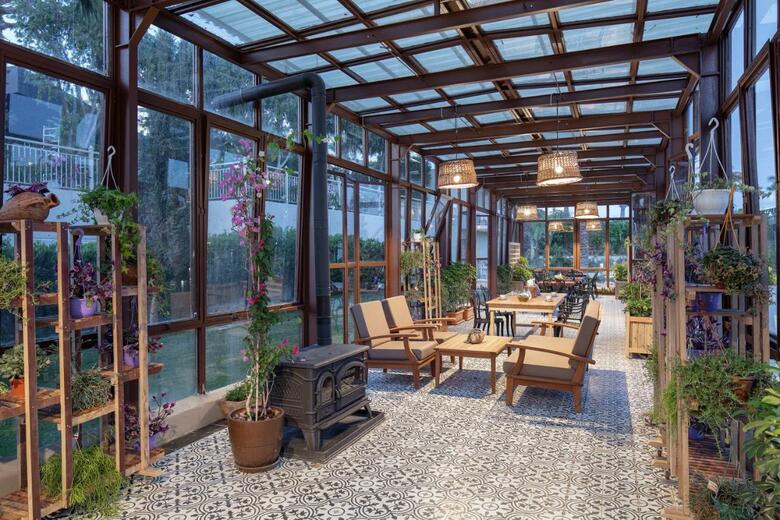 Kervansaray Lara Hotel