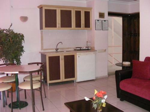 Antik Apart & Hotel