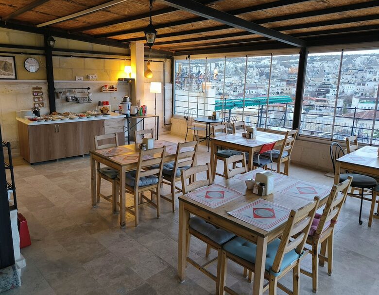 Hostal Karadut Cave Hotel