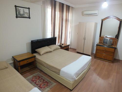 Albergue Uyar Palace