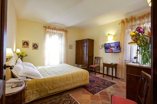 Albergue Relais Castello Di Razzano