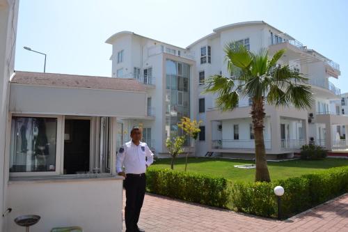 Nirvana Golf Apartment 6