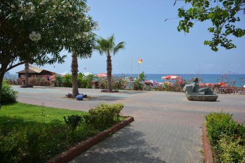 Kleopatra Dreams Beach Hotel