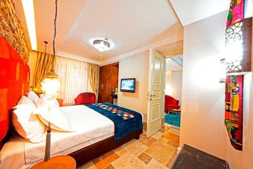 Hotel Azade Suites
