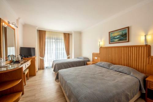 Belcehan Deluxe Hotel