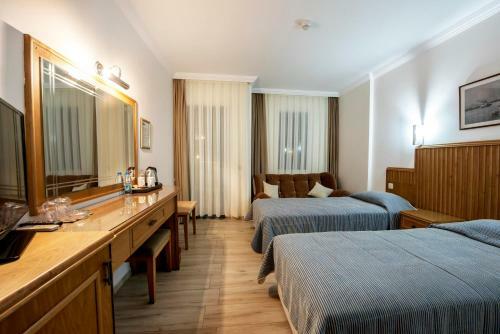 Belcehan Deluxe Hotel