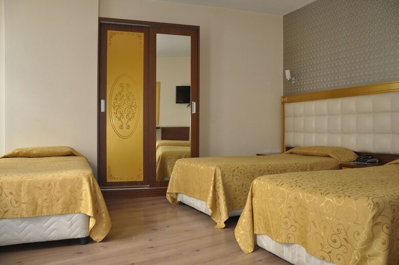 Kayalar Hotel