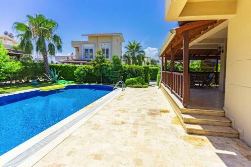 Paradise Town - Royal Villa