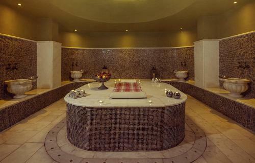 Yacht Classic Hotel - Boutique Class