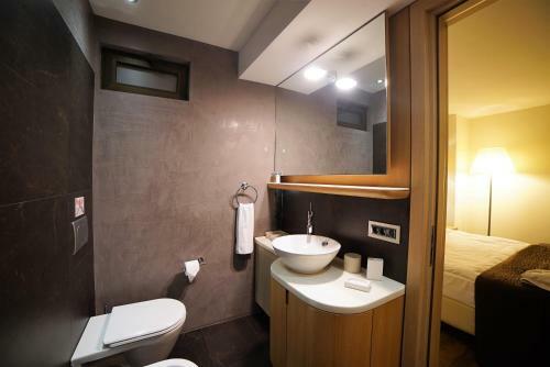 Deris Bosphorus Lodge Apartments