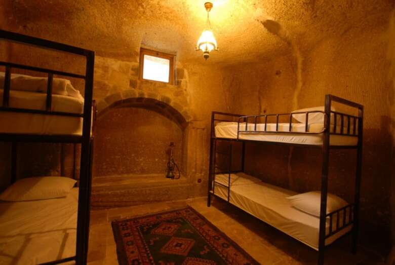 Albergue The Dorm Cave By Travellers
