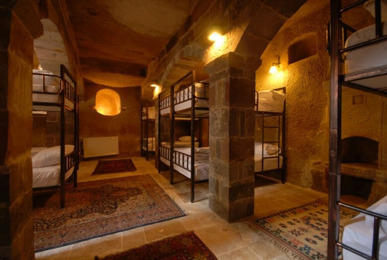 Albergue The Dorm Cave By Travellers
