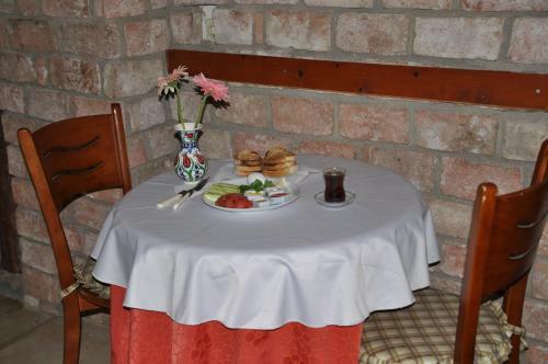 Hostal Kont Pension