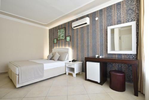 Nicholas Park Hotel