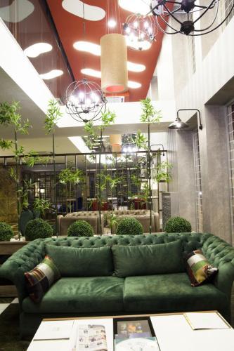 Bed & Breakfast Neba Royal Hotel