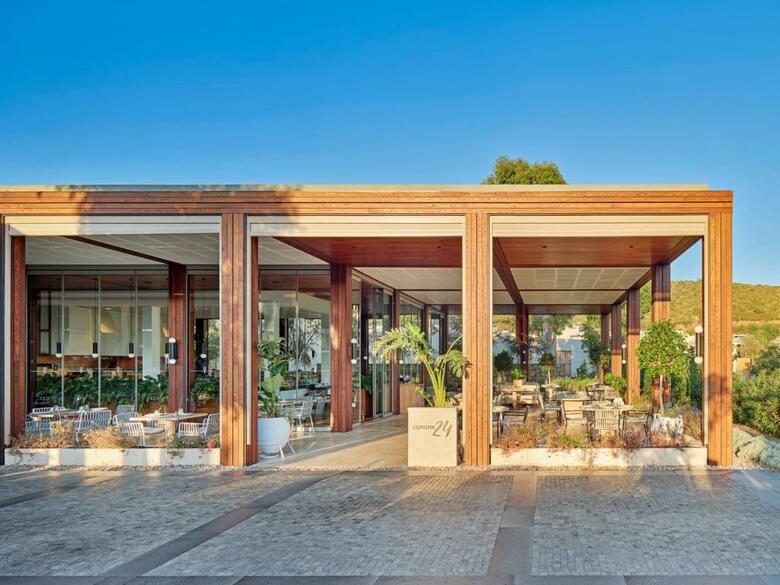 Voyage Torba Hotel