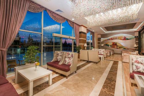 Grand Ring Hotel