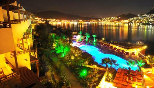 Hotel Green Beach Resort