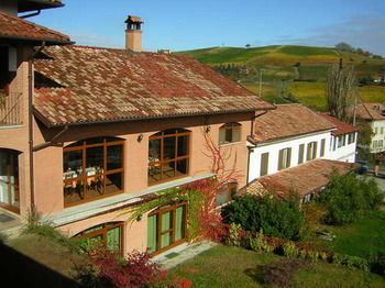Bed & Breakfast Le Due Cascine Farm Home