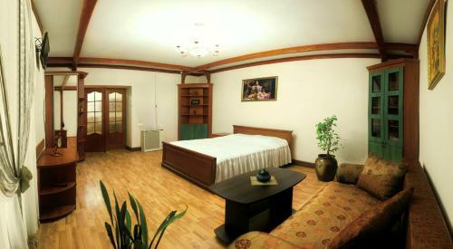 Apartment On Svobody 7