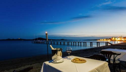 Bed & Breakfast Cunda Hotel